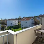 Chez Dorian - Parking & Balcon